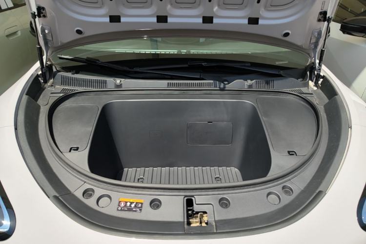 Used Geely Galaxy Geome 2026 Model 310km Youth Edition Engine Bay