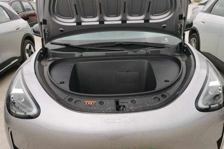 Used Geely Galaxy Geome 2026 Model 310km Dream Edition Engine Bay