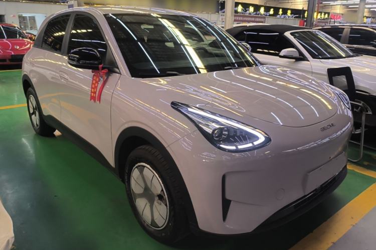 Used Geely Galaxy Geome 2026 Model 410km Freedom Edition Front Right 45 Deg
