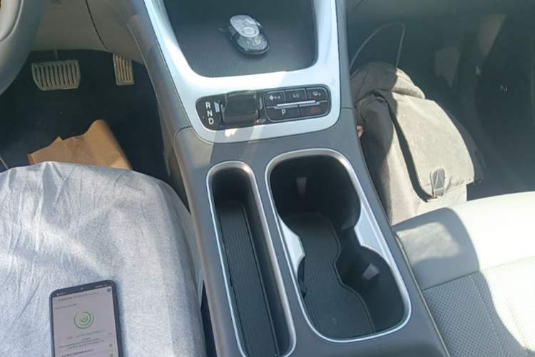 Used Geely Galaxy Geome 2026 Model 310km Youth Edition Gear Lever