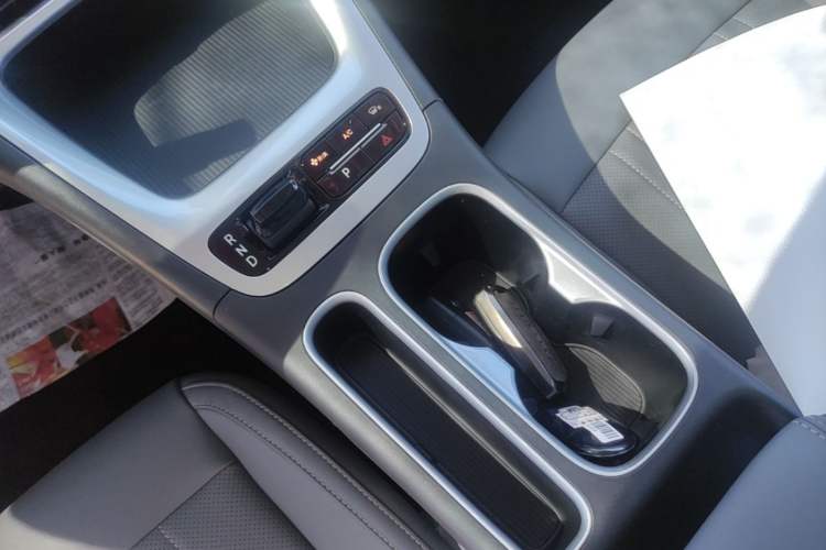 Used Geely Galaxy Geome 2026 Model 410km Carefree Edition Gear Lever