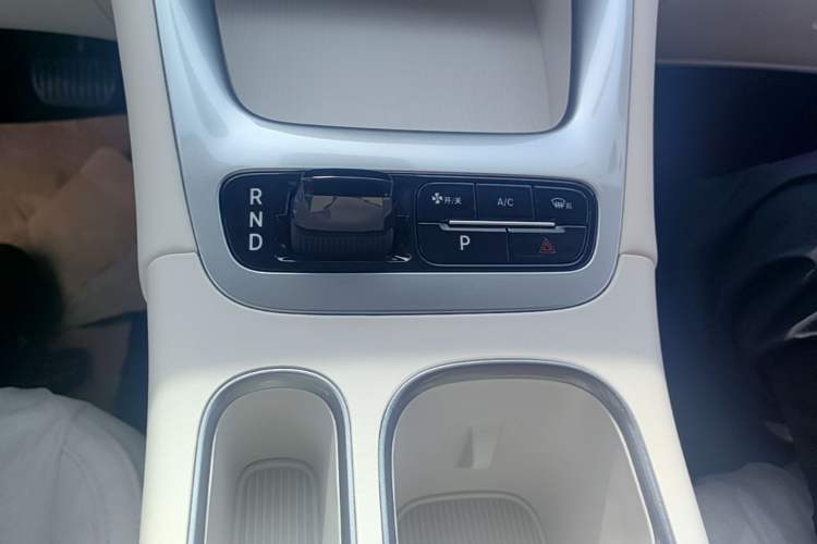 Used Geely Galaxy Geome 2026 Model 310km Dream Edition Gear Lever