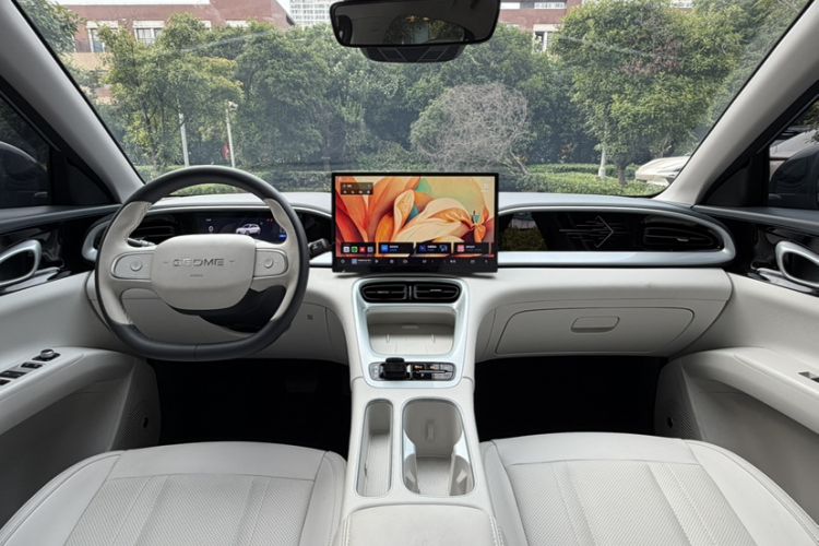 Used Geely Galaxy Geome 2026 Model 410km Exploration Edition Interior 3