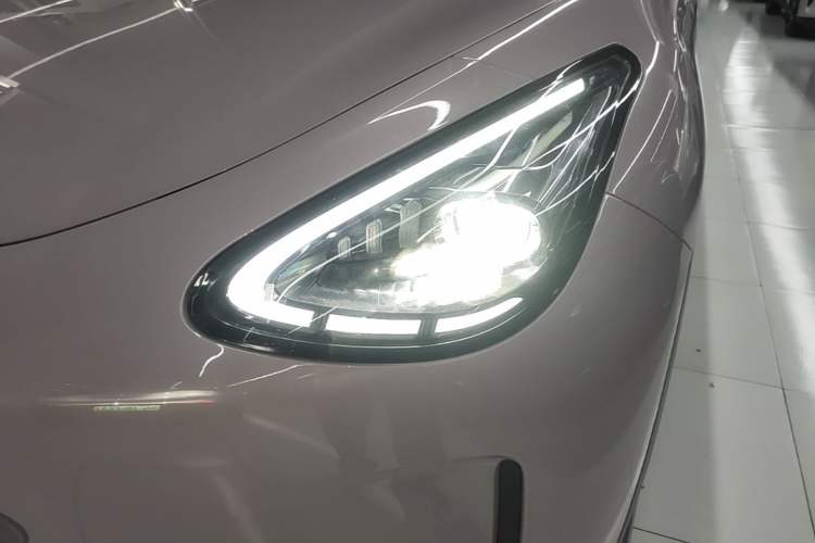 Used Geely Galaxy Geome 2026 Model 410km Freedom Edition Left Front Headlight