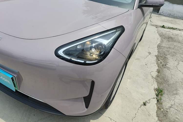 Used Geely Galaxy Geome 2026 Model 410km Carefree Edition Left Front Headlight
