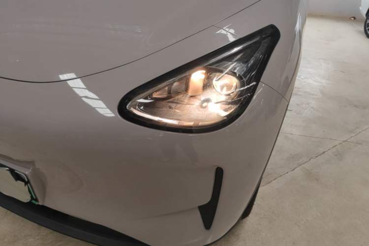 Used Geely Galaxy Geome 2026 Model 310km Youth Edition Left Front Headlight
