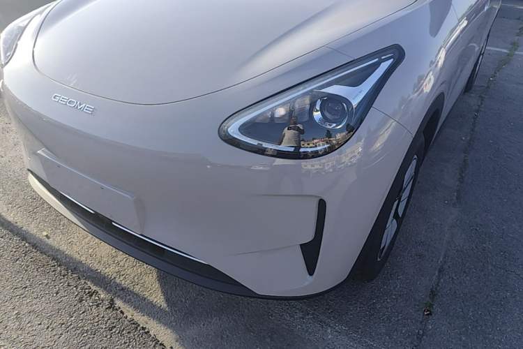 Used Geely Galaxy Geome 2026 Model 310km Youth Edition Left Front Headlight