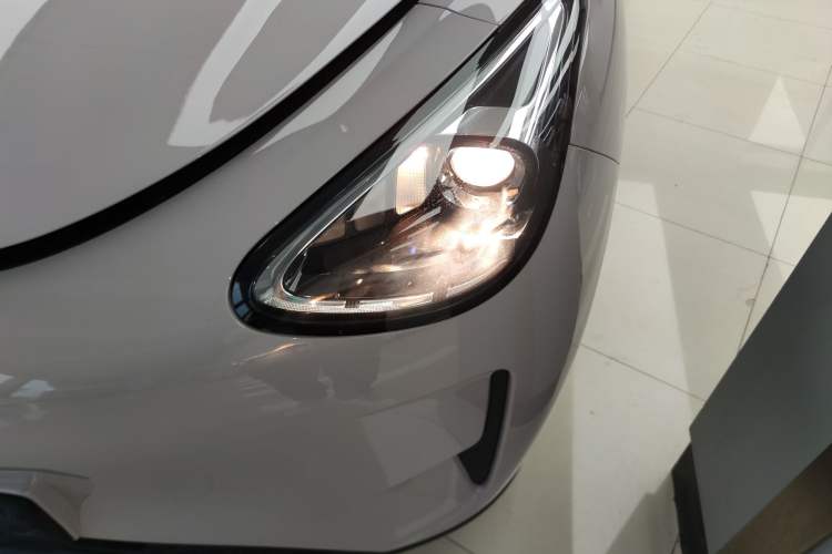 Used Geely Galaxy Geome 2026 Model 310km Youth Edition Left Front Headlight