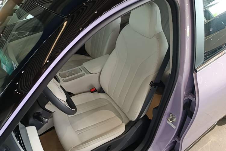 Used Geely Galaxy Geome 2026 Model 410km Exploration Edition Left Front Seat