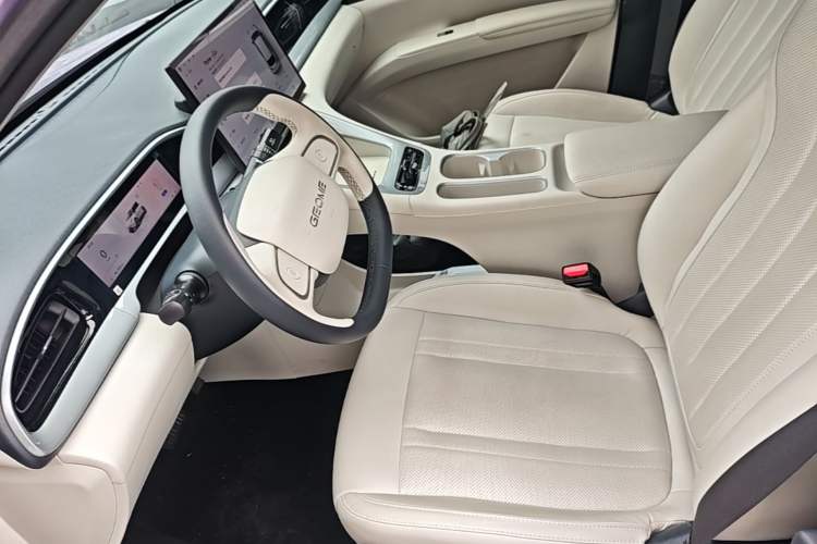 Used Geely Galaxy Geome 2026 Model 410km Exploration Edition Left Front Seat