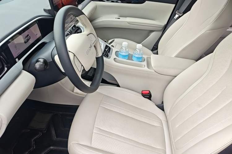 Used Geely Galaxy Geome 2026 Model 410km Exploration Edition Left Front Seat