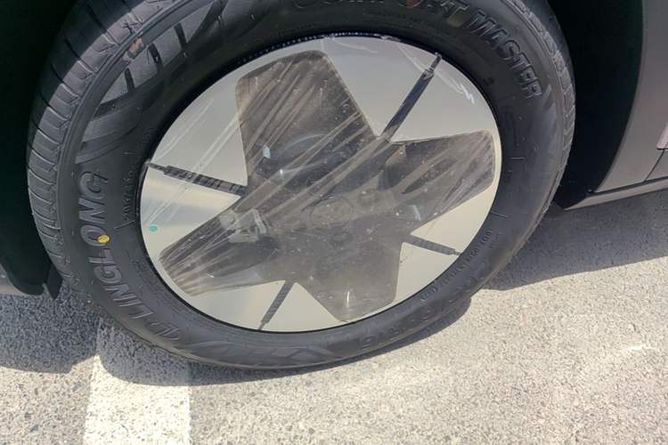 Used Geely Galaxy Geome 2026 Model 310km Dream Edition Left Front Wheel Hub