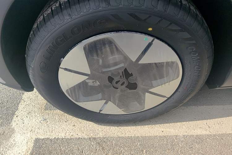 Used Geely Galaxy Geome 2026 Model 310km Dream Edition Left Front Wheel Hub