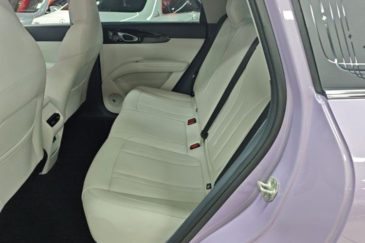 Used Geely Galaxy Geome 2026 Model 410km Exploration Edition Left Rear Seat