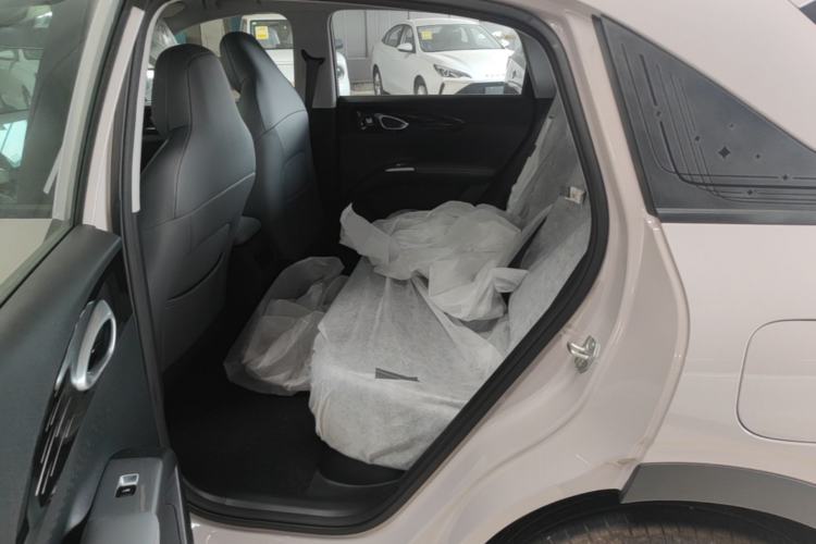 Used Geely Galaxy Geome 2026 Model 310km Youth Edition Left Rear Seat