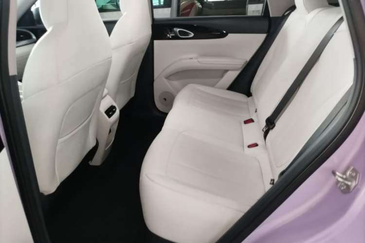 Used Geely Galaxy Geome 2026 410km Wind-Riding Edition Left Rear Seat