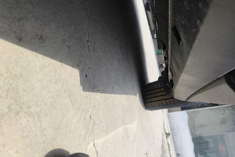 Used Geely Galaxy Geome 2026 Model 410km Carefree Edition Left Side Sill