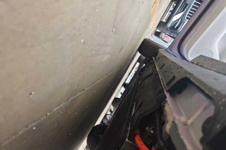 Used Geely Galaxy Geome 2026 Model 310km Youth Edition Left Side Sill