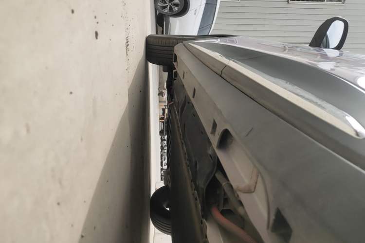 Used Geely Galaxy Geome 2026 Model 410km Exploration Edition Left Side Sill