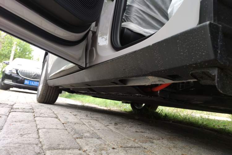 Used Geely Galaxy Geome 2026 Model 310km Dream Edition Left Side Sill
