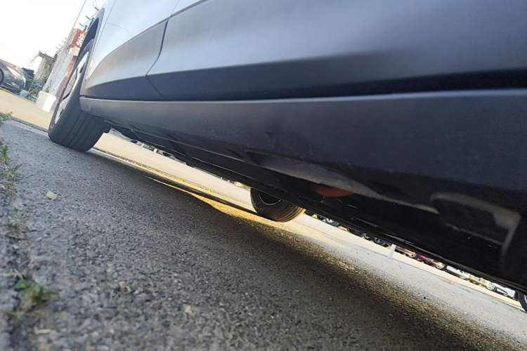 Used Geely Galaxy Geome 2026 Model 310km Youth Edition Left Side Sill