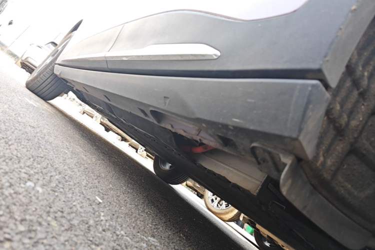 Used Geely Galaxy Geome 2026 Model 410km Exploration Edition Left Side Sill