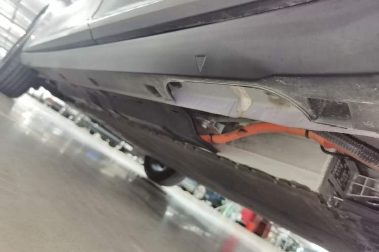 Used Geely Galaxy Geome 2026 Model 410km Exploration Edition Left Side Sill