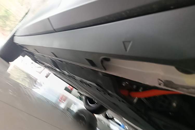 Used Geely Galaxy Geome 2026 Model 310km Youth Edition Left Side Sill