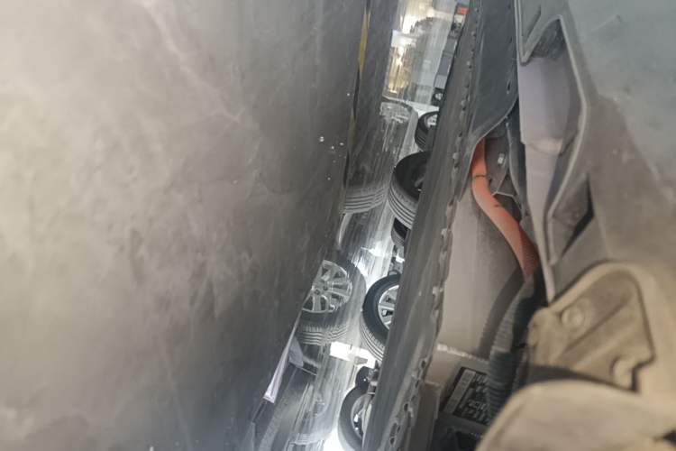 Used Geely Galaxy Geome 2026 Model 410km Exploration Edition Left Side Sill