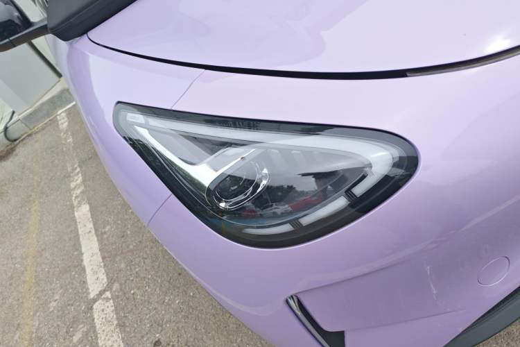 Used Geely Galaxy Geome 2026 Model 410km Exploration Edition Right Front Headlight