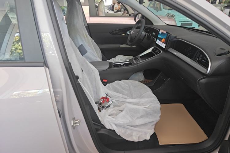 Used Geely Galaxy Geome 2026 Model 310km Youth Edition Right Front Seat