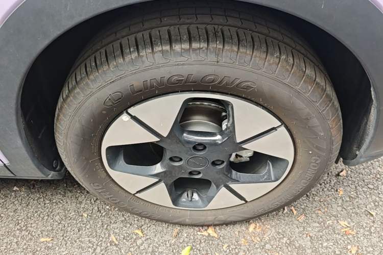 Used Geely Galaxy Geome 2026 Model 410km Exploration Edition Right Front Wheel Hub