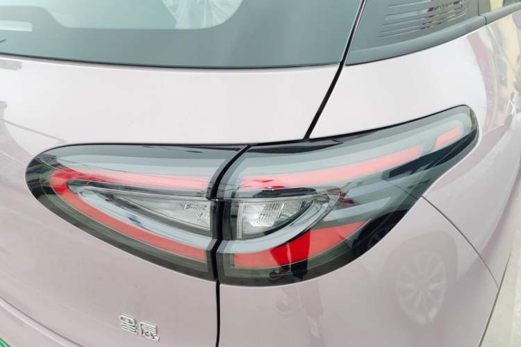 Used Geely Galaxy Geome 2026 Model 310km Youth Edition Right Rear Taillight