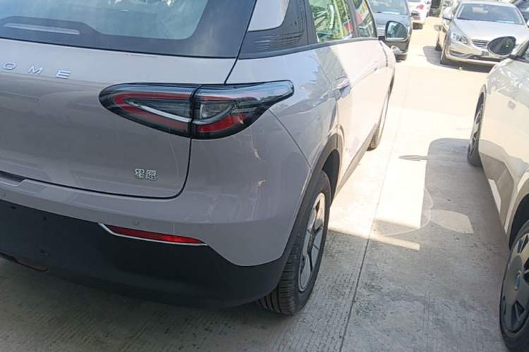 Used Geely Galaxy Geome 2026 Model 310km Youth Edition Right Rear Taillight