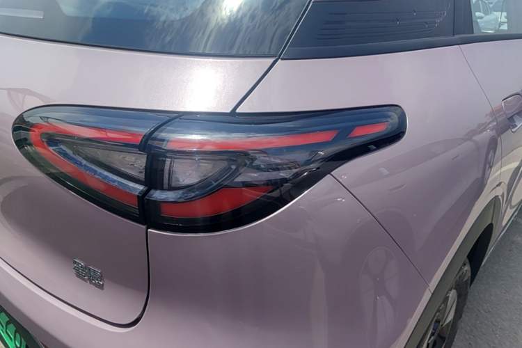Used Geely Galaxy Geome 2026 Model 310km Dream Edition Right Rear Taillight