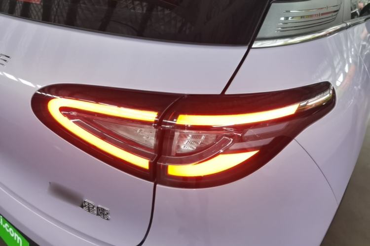 Used Geely Galaxy Geome 2026 Model 410km Exploration Edition Right Rear Taillight