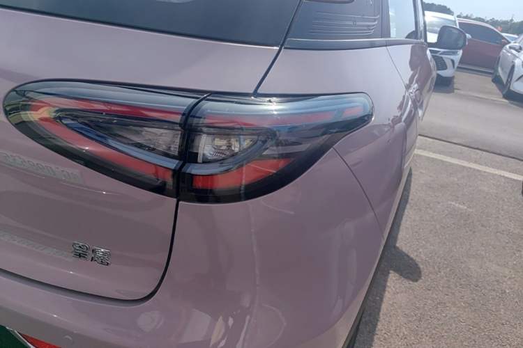 Used Geely Galaxy Geome 2026 Model 310km Dream Edition Right Rear Taillight
