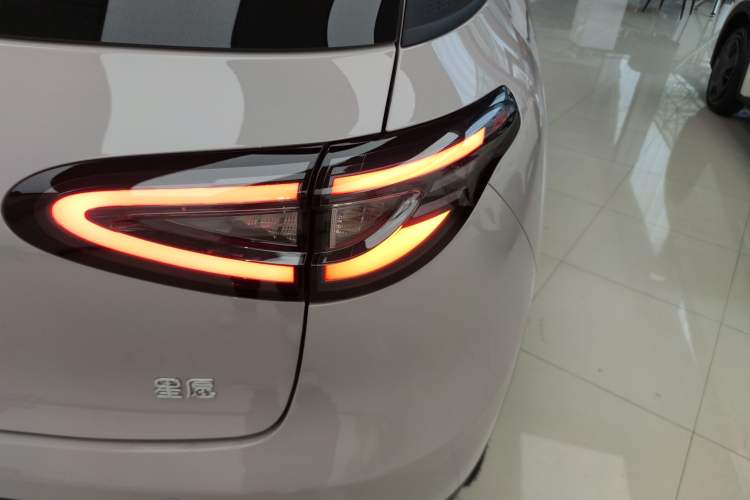 Used Geely Galaxy Geome 2026 Model 310km Youth Edition Right Rear Taillight