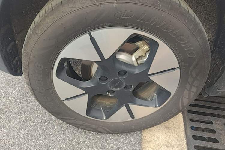 Used Geely Galaxy Geome 2026 Model 410km Exploration Edition Right Rear Wheel Hub