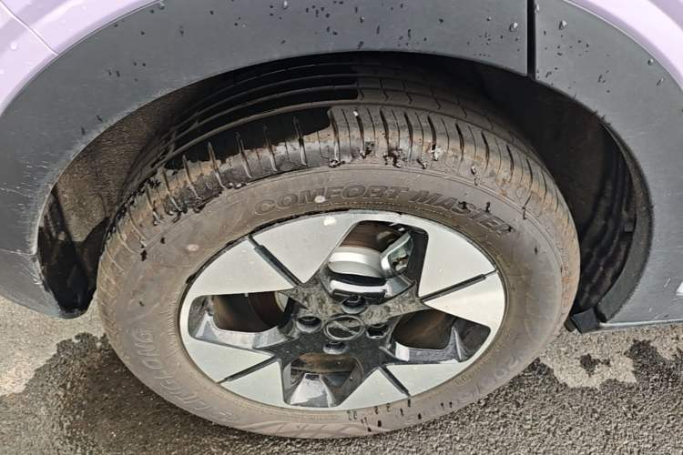 Used Geely Galaxy Geome 2026 Model 410km Exploration Edition Right Rear Wheel Hub
