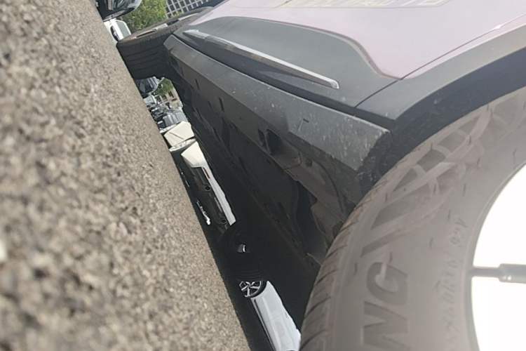 Used Geely Galaxy Geome 2026 Model 410km Exploration Edition Right Side Sill