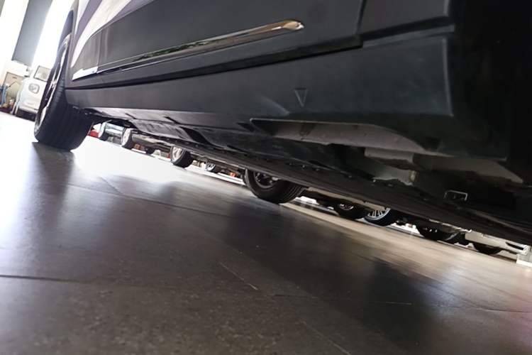 Used Geely Galaxy Geome 2026 Model 410km Exploration Edition Right Side Sill