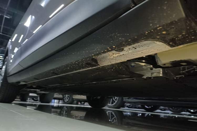 Used Geely Galaxy Geome 2026 Model 310km Youth Edition Right Side Sill