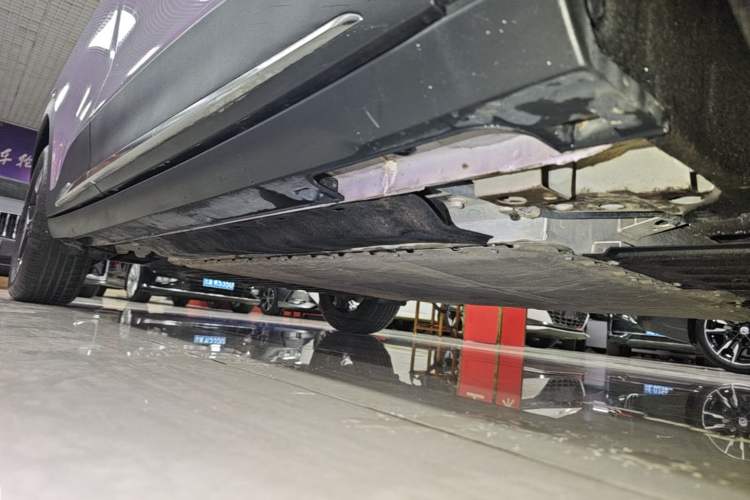 Used Geely Galaxy Geome 2026 Model 410km Exploration Edition Right Side Sill