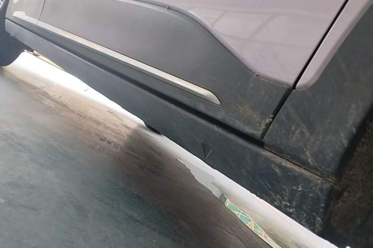 Used Geely Galaxy Geome 2026 Model 410km Exploration Edition Right Side Sill