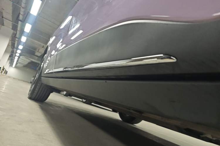 Used Geely Galaxy Geome 2026 Model 410km Exploration Edition Right Side Sill