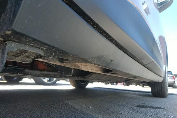 Used Geely Galaxy Geome 2026 Model 310km Youth Edition Right Side Sill
