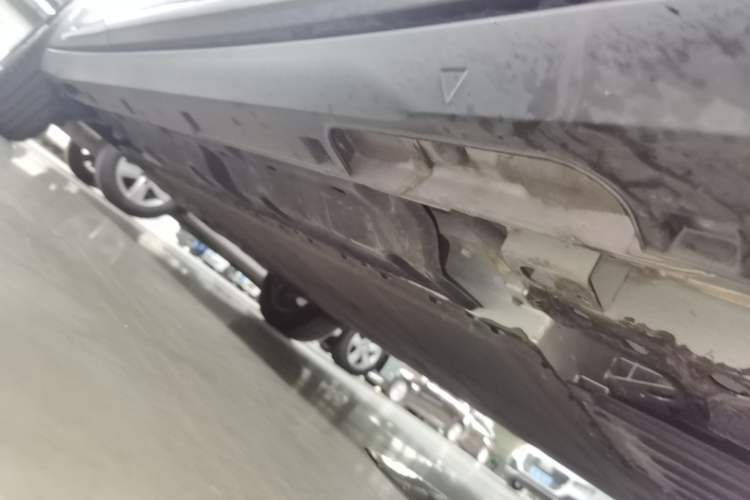 Used Geely Galaxy Geome 2026 Model 410km Exploration Edition Right Side Sill