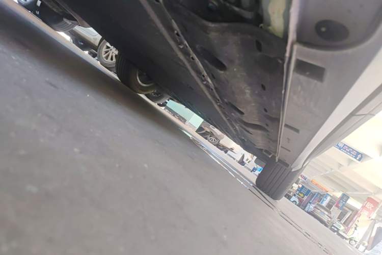 Used Geely Galaxy Geome 2026 Model 410km Exploration Edition Right Side Sill
