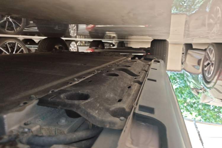 Used Geely Galaxy Geome 2026 Model 410km Exploration Edition Right Side Sill